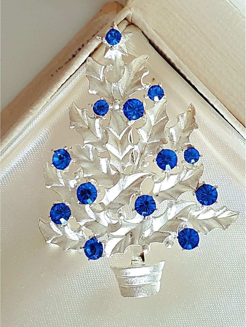 Vintage Eisenberg Ice Silver White Tone Blue Rhinestone Holly Christmas Brooch